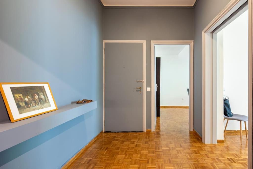Tranquility Downtown Athens Apartment Екстериор снимка