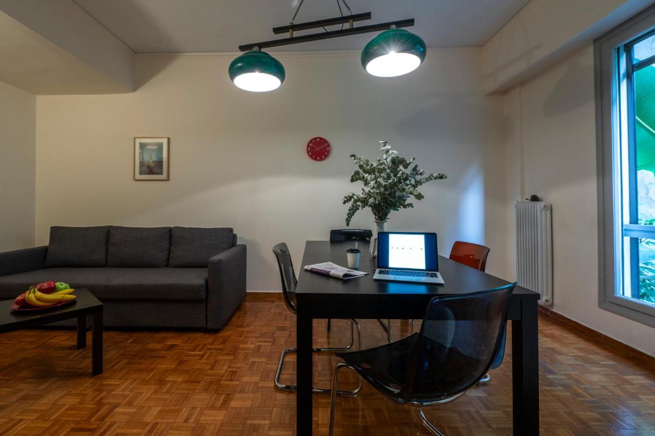 Tranquility Downtown Athens Apartment Екстериор снимка