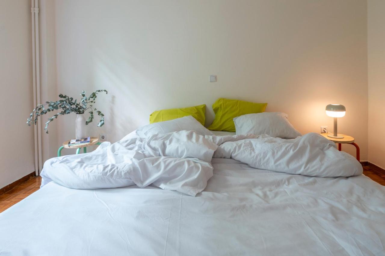Tranquility Downtown Athens Apartment Екстериор снимка